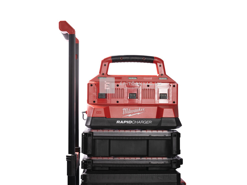 Milwaukee M18PC6 M18™ Packout™ 6-helyes gyorstöltő