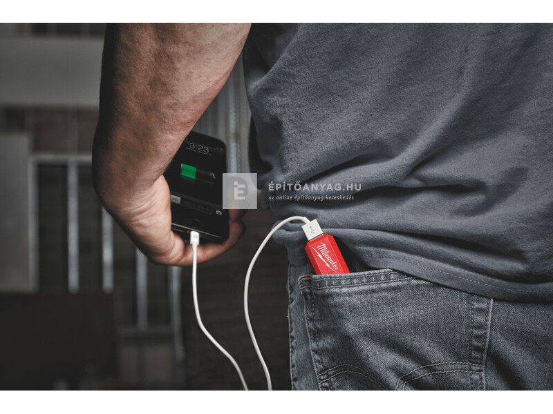 Milwaukee L4PPS-301 REDLITHIUM™ USB REDLITHIUM™ USB hordozható áramforrás és töltő készlet