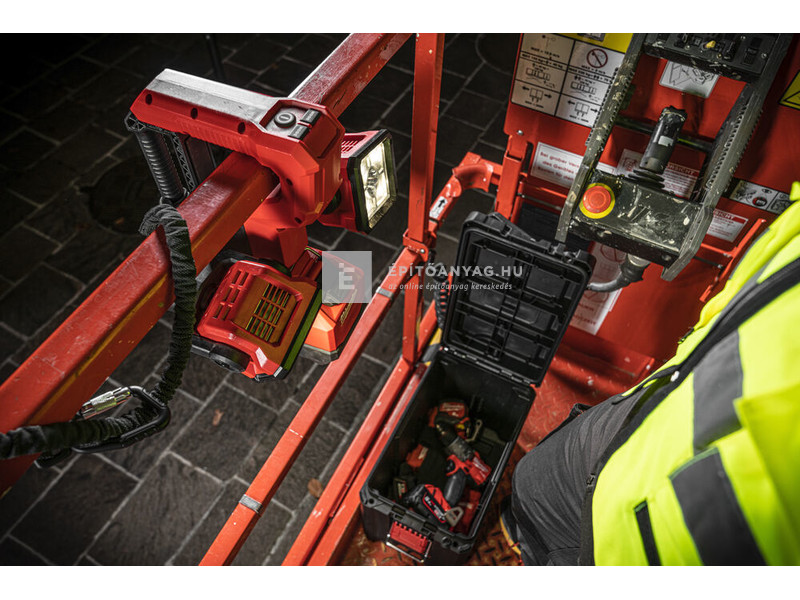 Milwaukee M18UBL-0 M18 LED helyszínmegvilágító lámpa