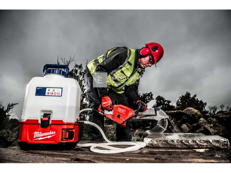 Milwaukee M18BPFP-WST M18 Switch Tank vízpermetező tartály, 15 l