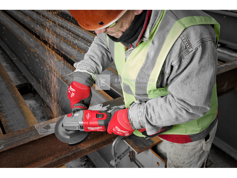 Milwaukee M18FHSAG125XB-0X M18 Fuel nagy teljesítményű sarokcsiszoló 125 mm fékező funkcióval