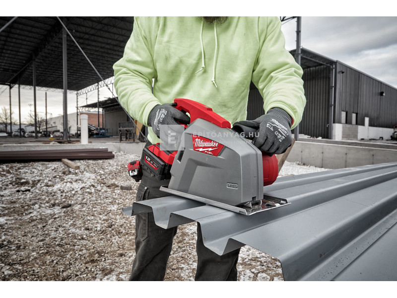 Milwaukee M18FMCS66-0C M18 Fuel fémvágó körfűrész
