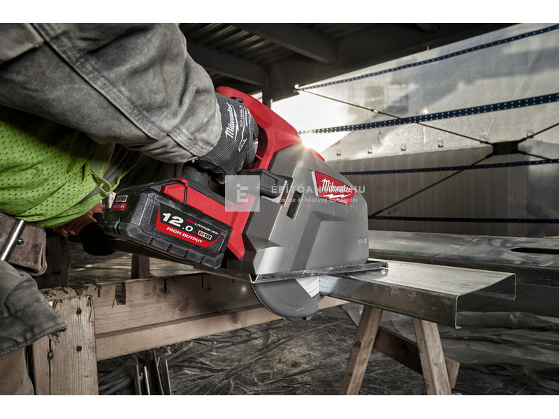 Milwaukee M18FMCS66-0C M18 Fuel fémvágó körfűrész