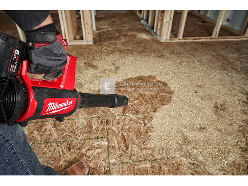 Milwaukee M12BBL-0 M12™ levegőfúvó