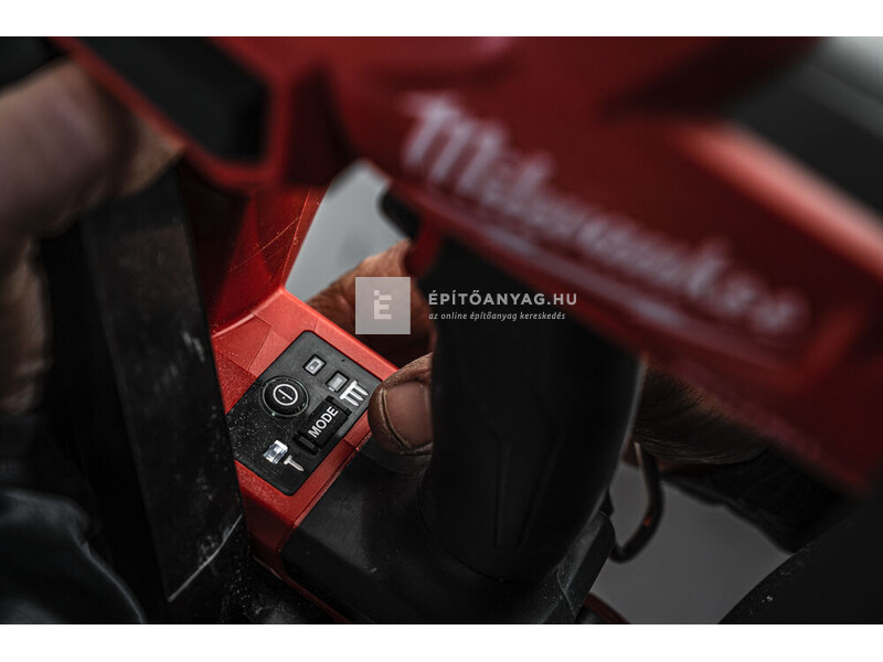 Milwaukee M18FN16GA-0X M18™ szegbelövő