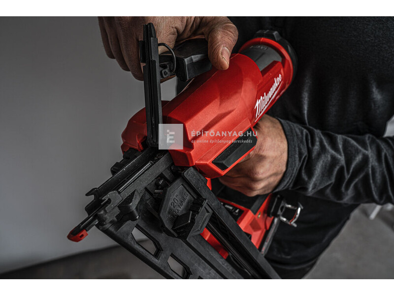 Milwaukee M18FN16GA-0X M18™ szegbelövő