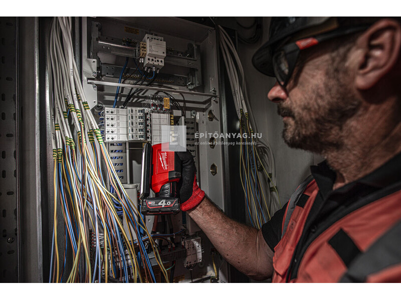 Milwaukee M12PAL-0 M12™ forgatható lámpa