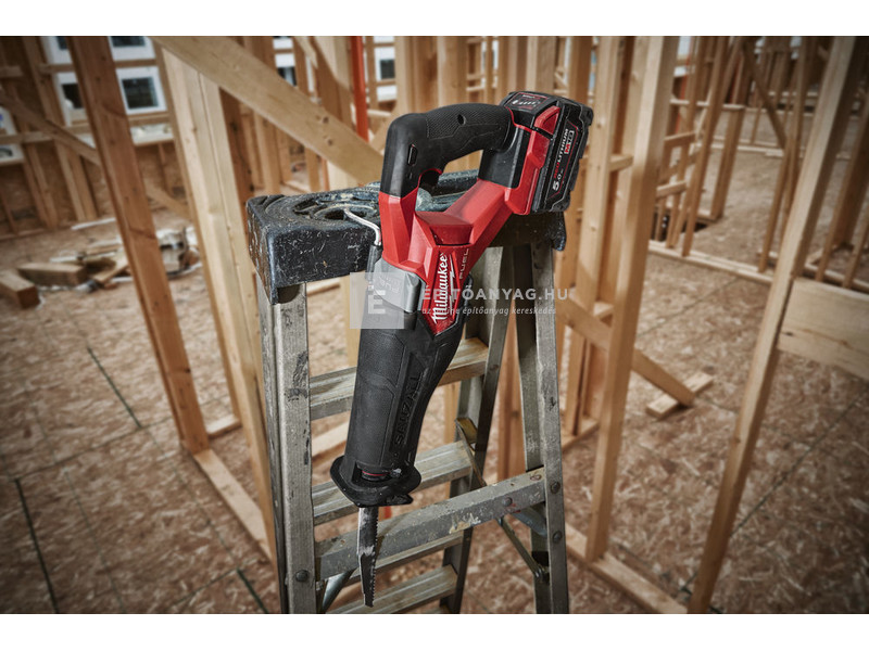 Milwaukee M18FSZ-0X szablyafűrész