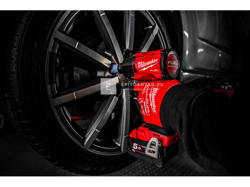 Milwaukee M18FMTIW2F12-502X M18 FUEL™ közepes nyomatékú ütvecsavarozó biztosítógyűrűvel