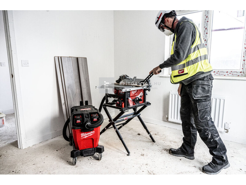 Milwaukee M18F2VC23L-0 akkumulátoros nedves-száraz porszívó