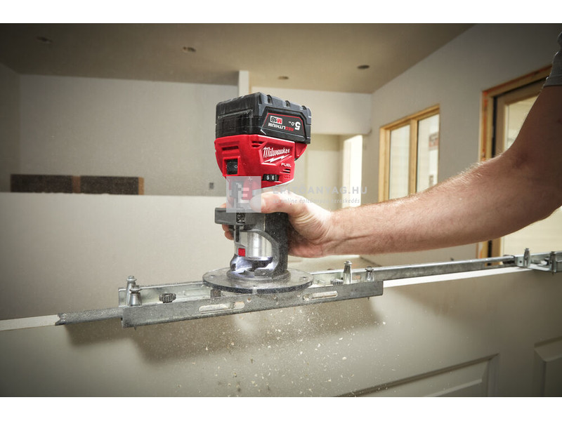 Milwaukee M18FTR8-0X élmaró
