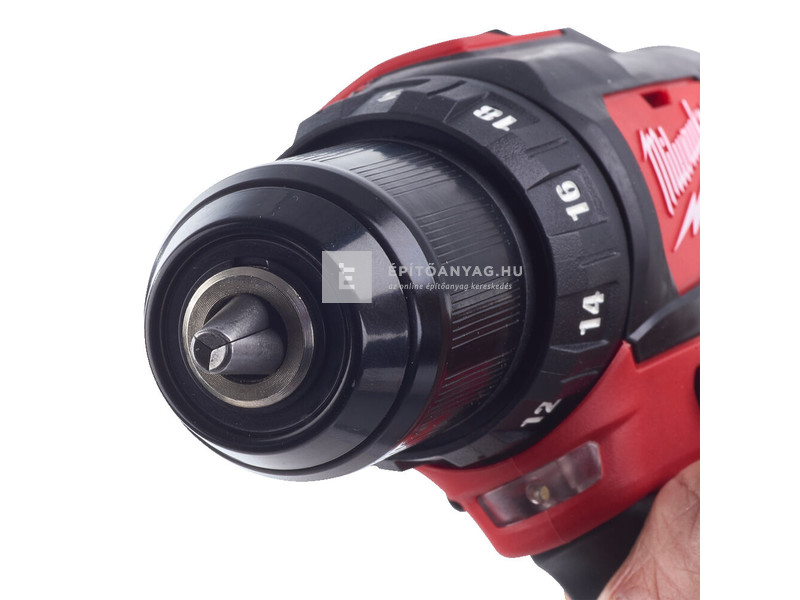 Milwaukee M12BDD-201C fúró-csavarozó