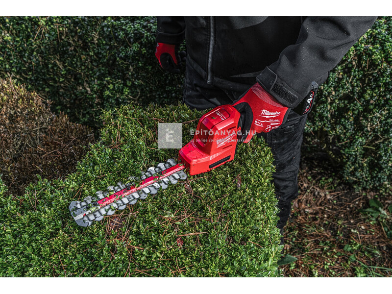 Milwaukee M12FHT20-0 M12 FUEL™ sövényvágó 20 cm