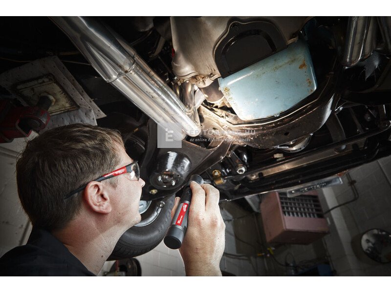 Milwaukee L4TMLED-301 USB újratölthető zseblámpa, 1100 lumen