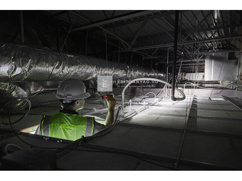 Milwaukee L4TMLED-301 USB újratölthető zseblámpa, 1100 lumen