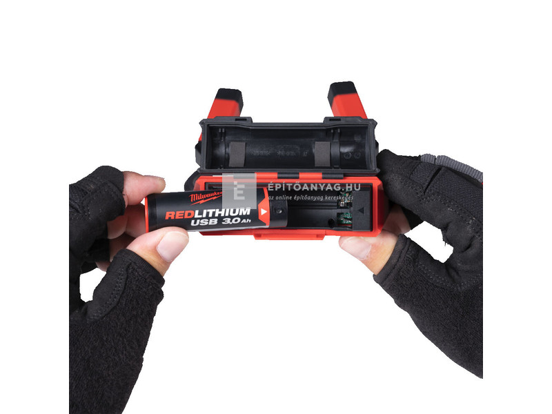 Milwaukee L4NL400-301 lámpa