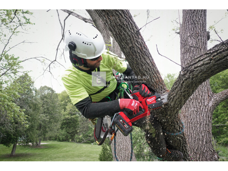 Milwaukee M18FHS20-552 ágvágó láncfűrész 20 cm