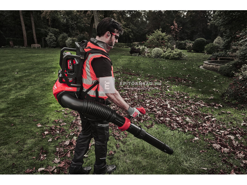 Milwaukee M18F2BPB-124 dupla akkumulátoros háti lombfúvó