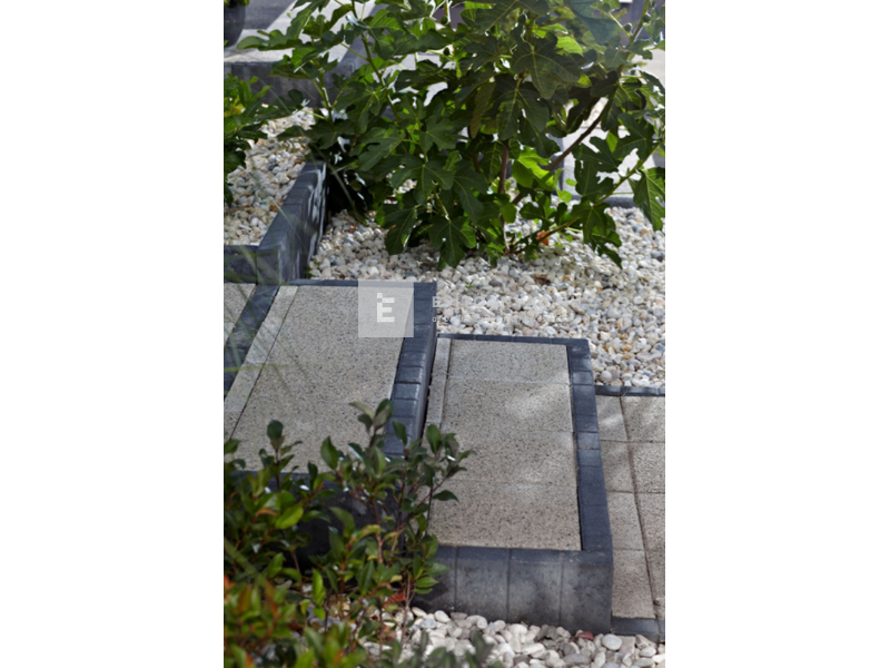 KK Kavics paliszád szegély antracit 6x50x30 cm