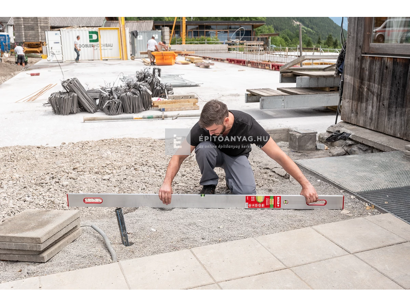 SOLA libellás ölesléc fogantyúval slg 2 200