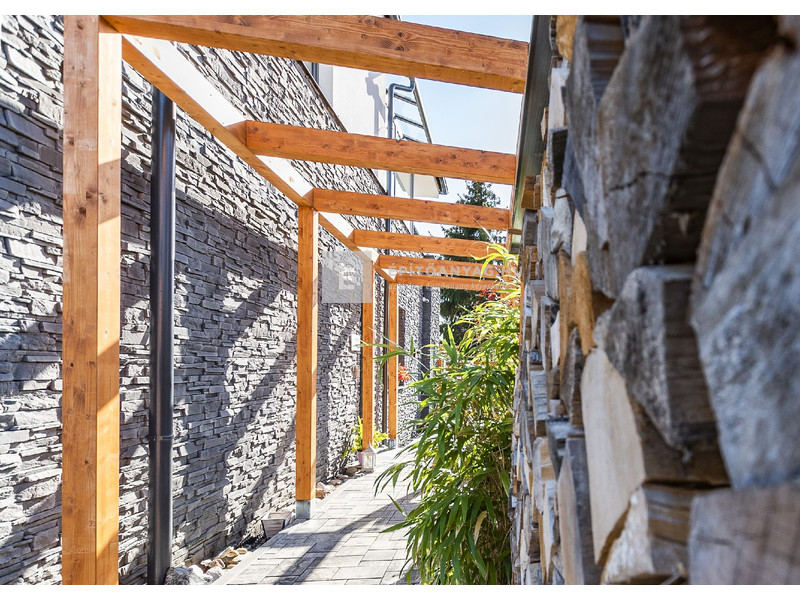 Stegu Grenada 5 kültéri sarokelemek