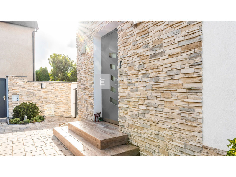 Stegu Grenada 3 kültéri falburkoló lap