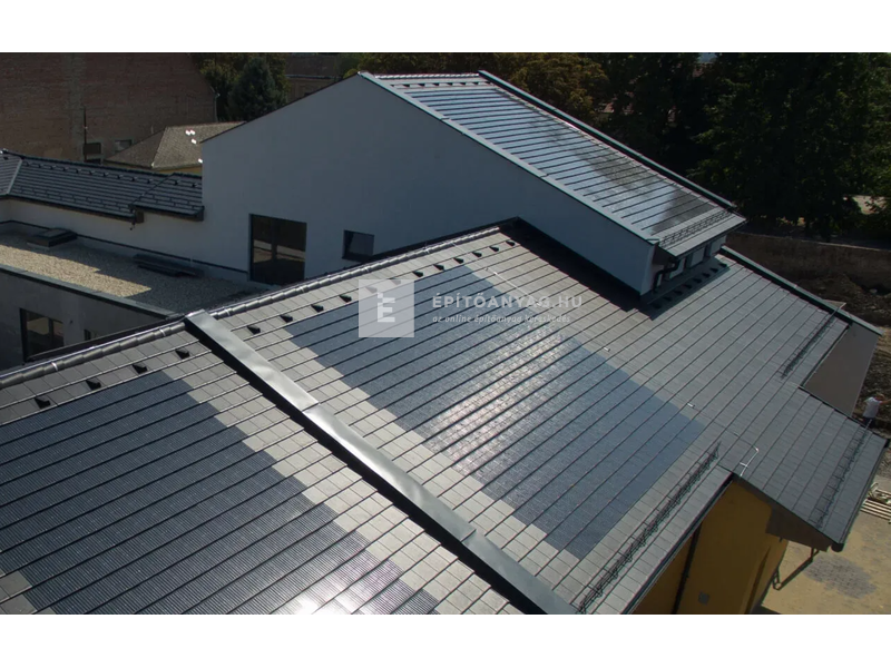 Terrán Generon napelemes tetőcserép