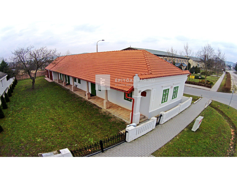 Tondach Hódfarkú Ívesvágású Alapcserép 18x38 cm Natur téglavörös