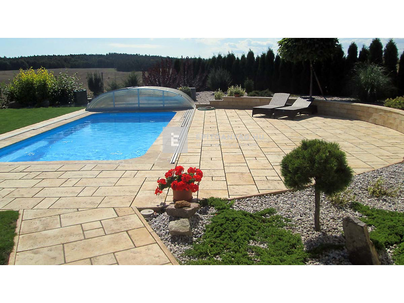 Semmelrock Bradstone Travero Medence szegély sarokelem melírozott homokkő 45x45x3,5 cm