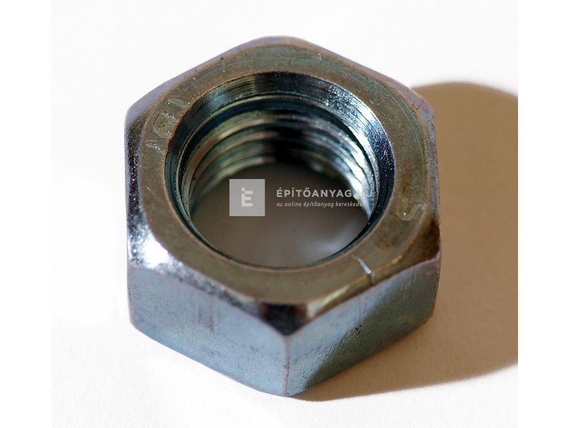 Anyacsavar M16 horganyzott 8 mm