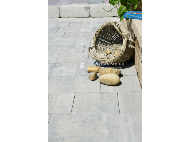 KK Kavics Savaria Vario Natur Kombi térkő topáz 8 cm