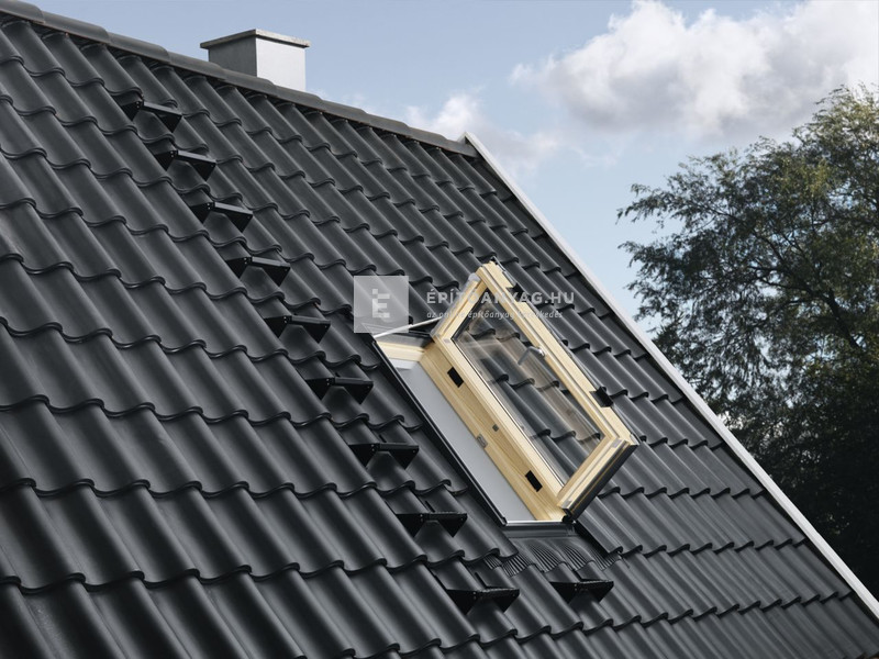 Velux GXL MK04 3070 78x98 cm tetőkijárat ragasztott üveggel