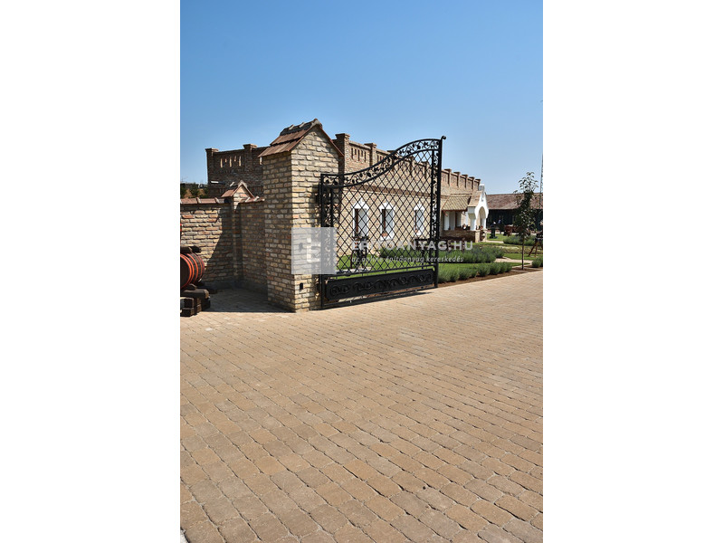 KK Kavics Project Aquincum Térkő tégla homok 14x21 cm 7 cm