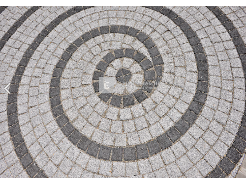 KK Kavics Budapest térkő mixkő gránit 8 cm