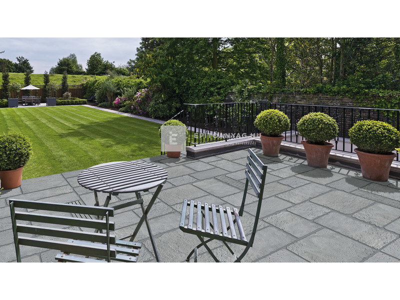 Semmelrock Bradstone Lias Lap alapcsomag, hamuszürke 3,3-3,7 cm, 6,6 m2