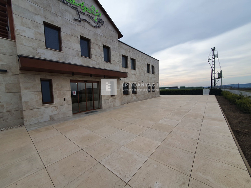 KK Kavics Manufaktúra Delphi Lap, mészkő 80x80x5 cm