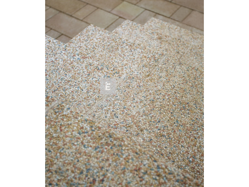 Leier Euroline finommosott burkolólap egy élen kezelt hardline Paris 40x40x3,8 cm